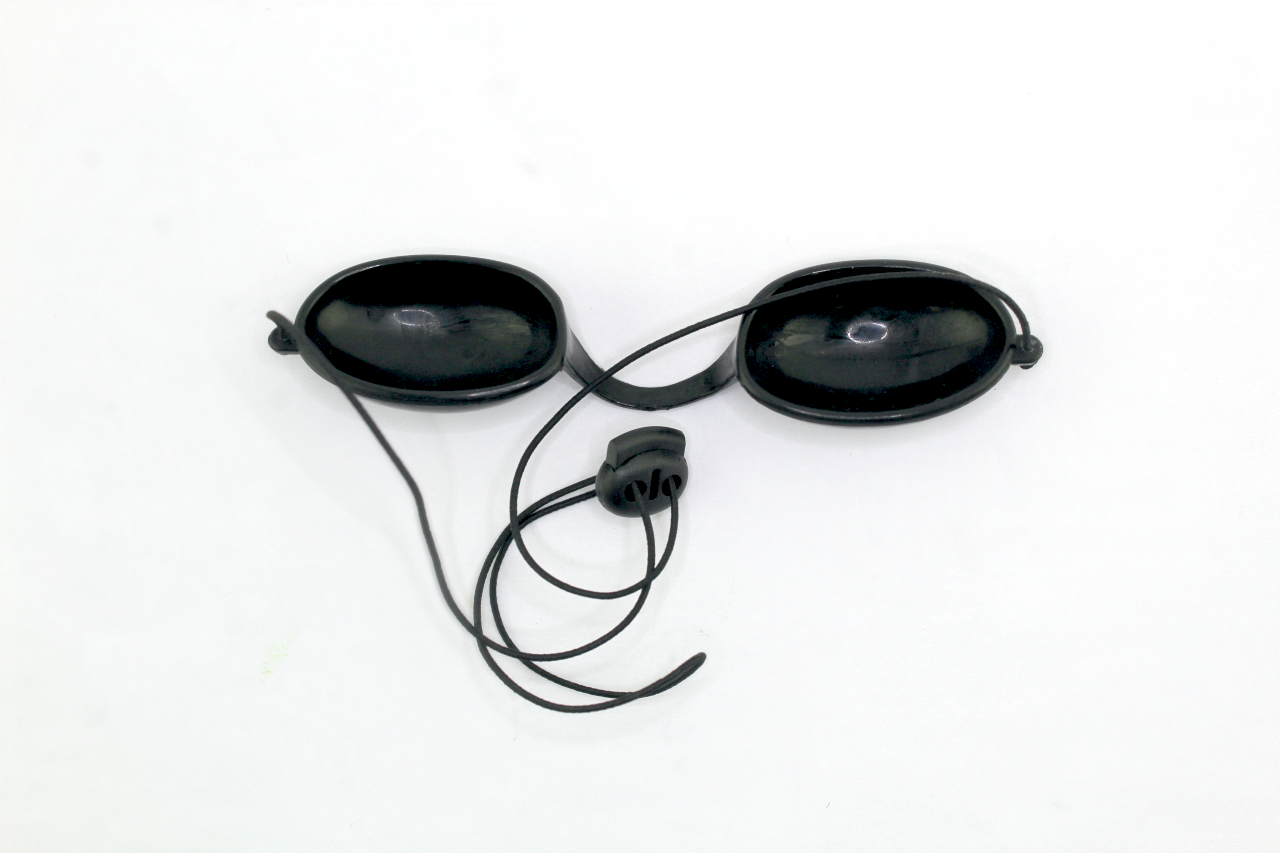 Laser IPL Patient Eye Shield Safety Eyewear Silicone Blackout Goggle Glasses