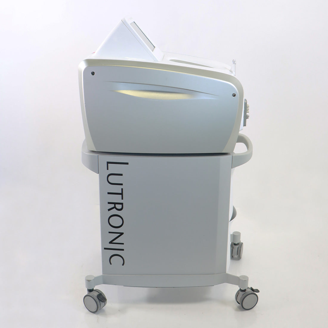 2012 Lutronic Advantage 805nm Diode Laser System Hair Removal