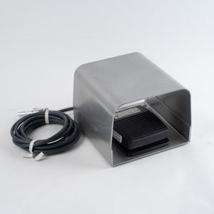 Cutera Xeo Laser Foot Pedal Switch Footswitch 4 Pin Electric Connector