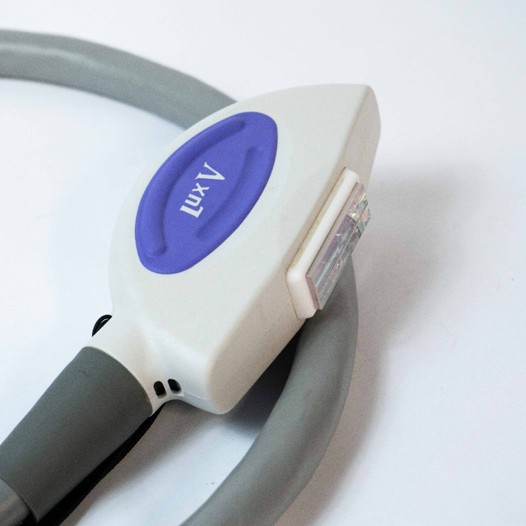 2005 Cynosure ESTELUX Laser LuxV Handpiece - 1320-V006 - FACTORY REFURBISH