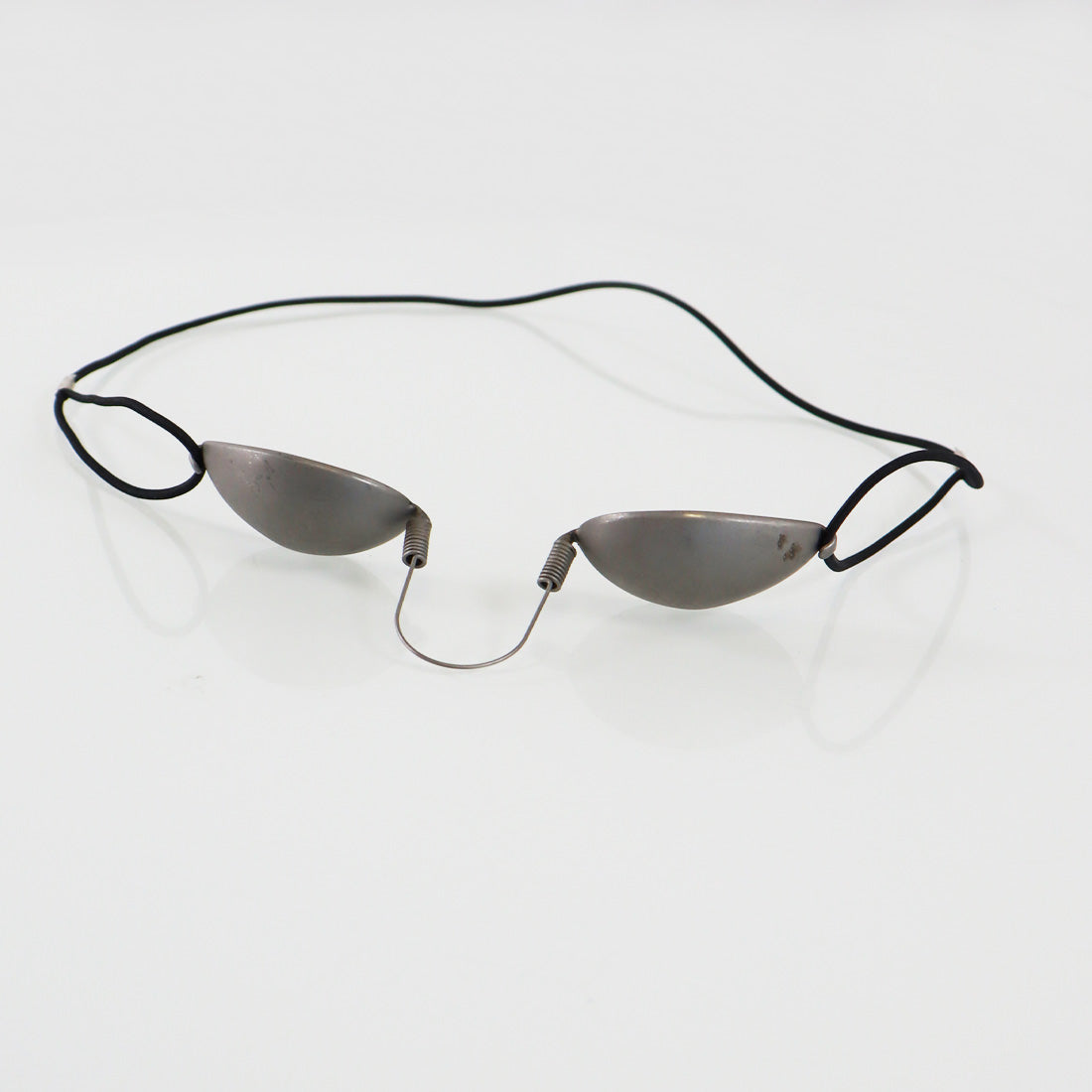 Oculo Plastik Durette II Stainless Steel Patient Eye Shield Laser Safety 10378