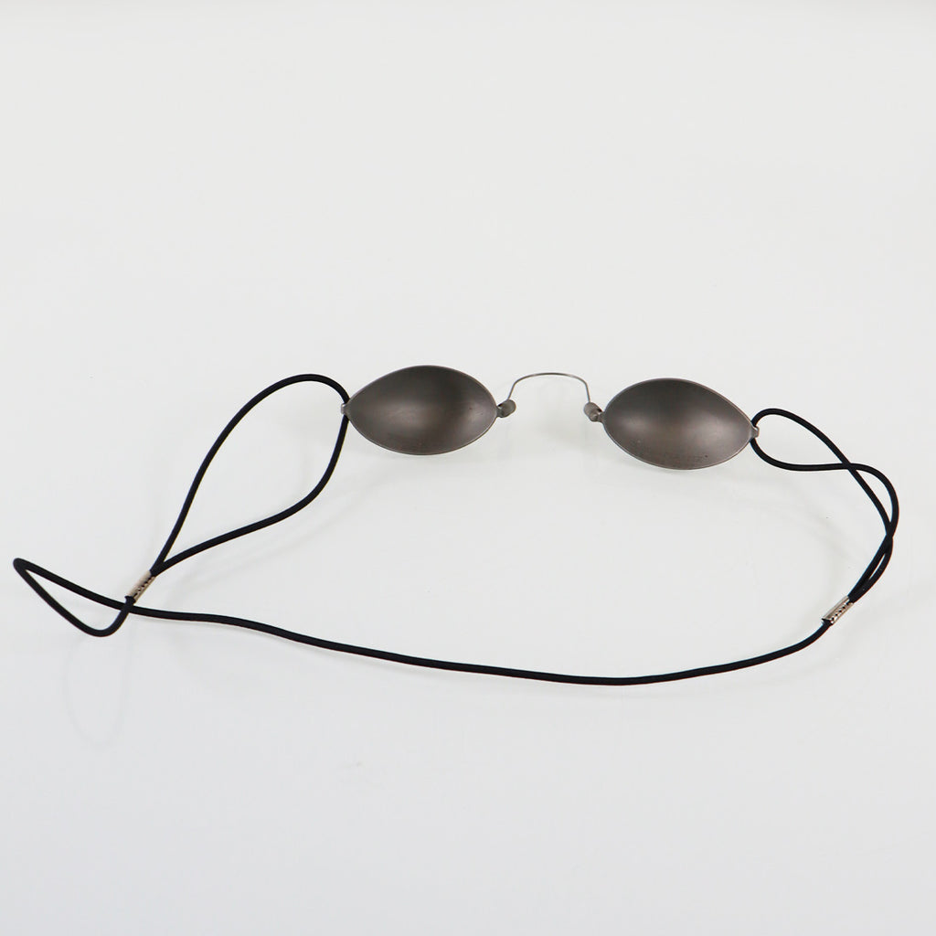 Oculo Plastik Durette II Stainless Steel Patient Eye Shield Laser Safety 10378