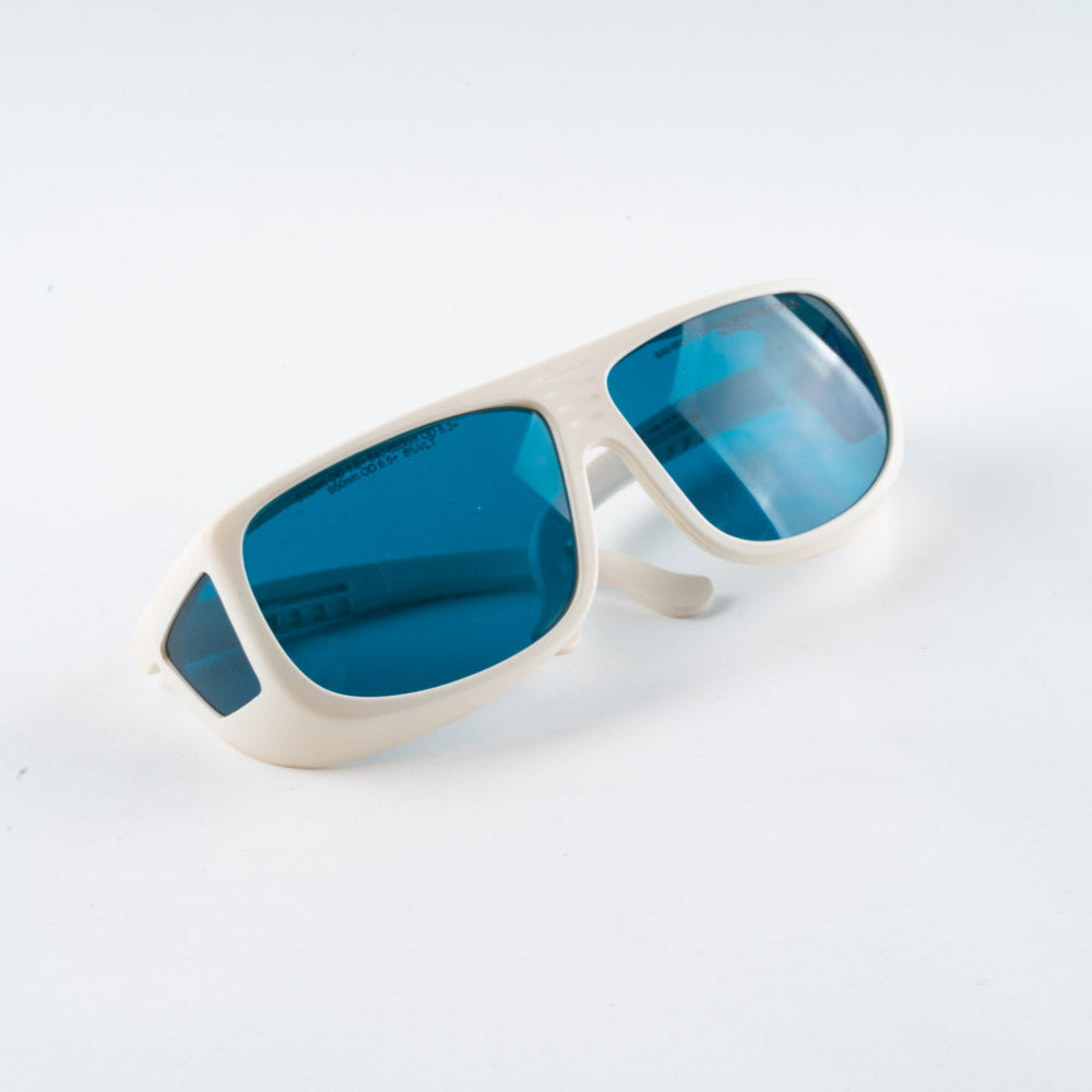 Hoya ConBio Safety Glasses Cyan 532nm OD 1.8+ (PN 312-9276) 650nm OD 6.5+