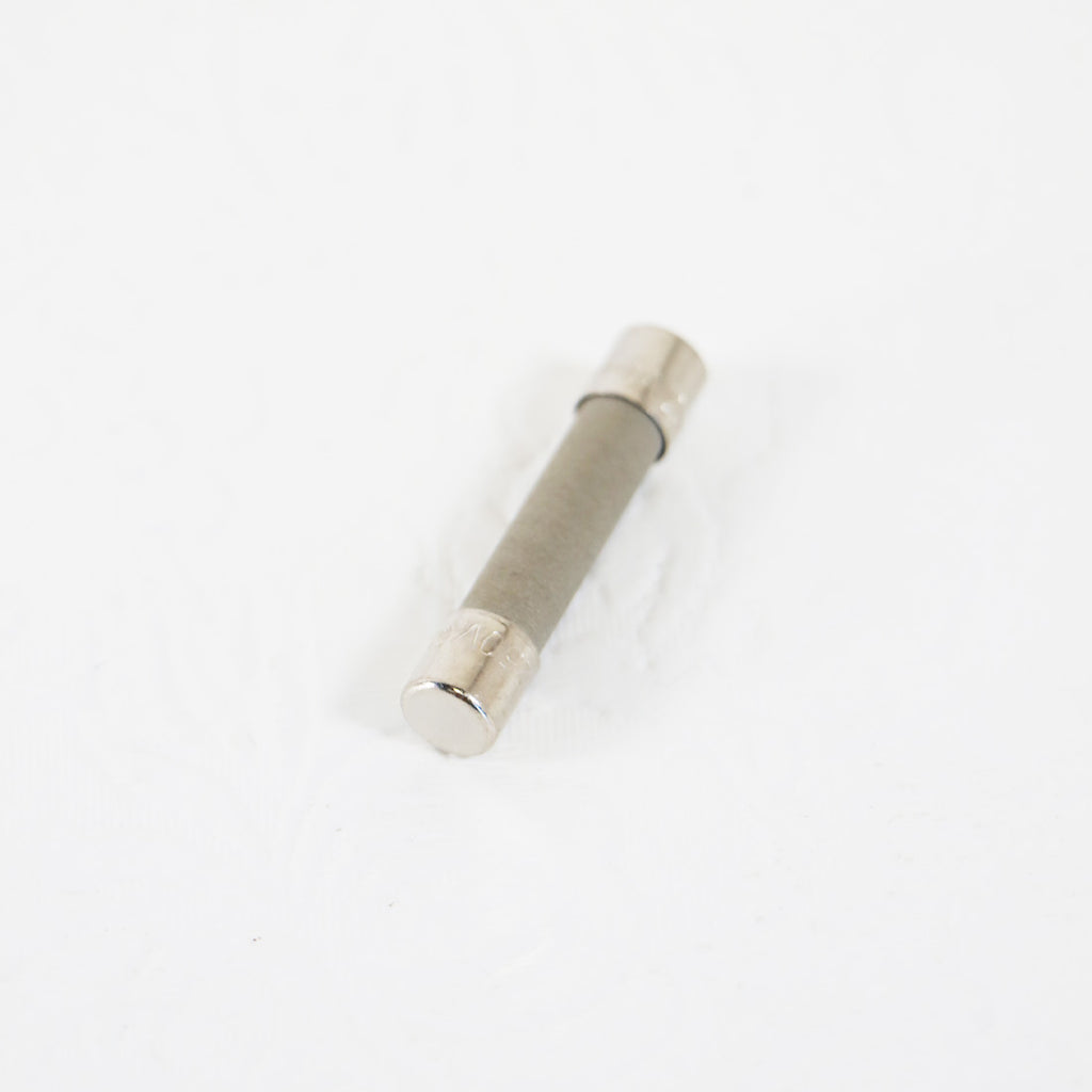 MDA-20 Equivalent 1/4" x 1 1/4" 20A Time Delay Ceramic Fuse 250V Parts As Is 1pc