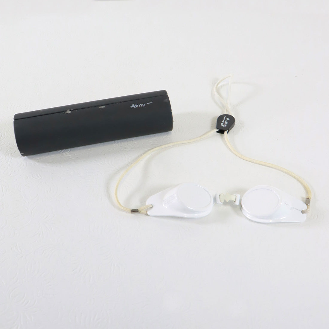 Alma Lasers Plastic Patient Eyeshield Protective Eyewear Shields Glasses w/ Case