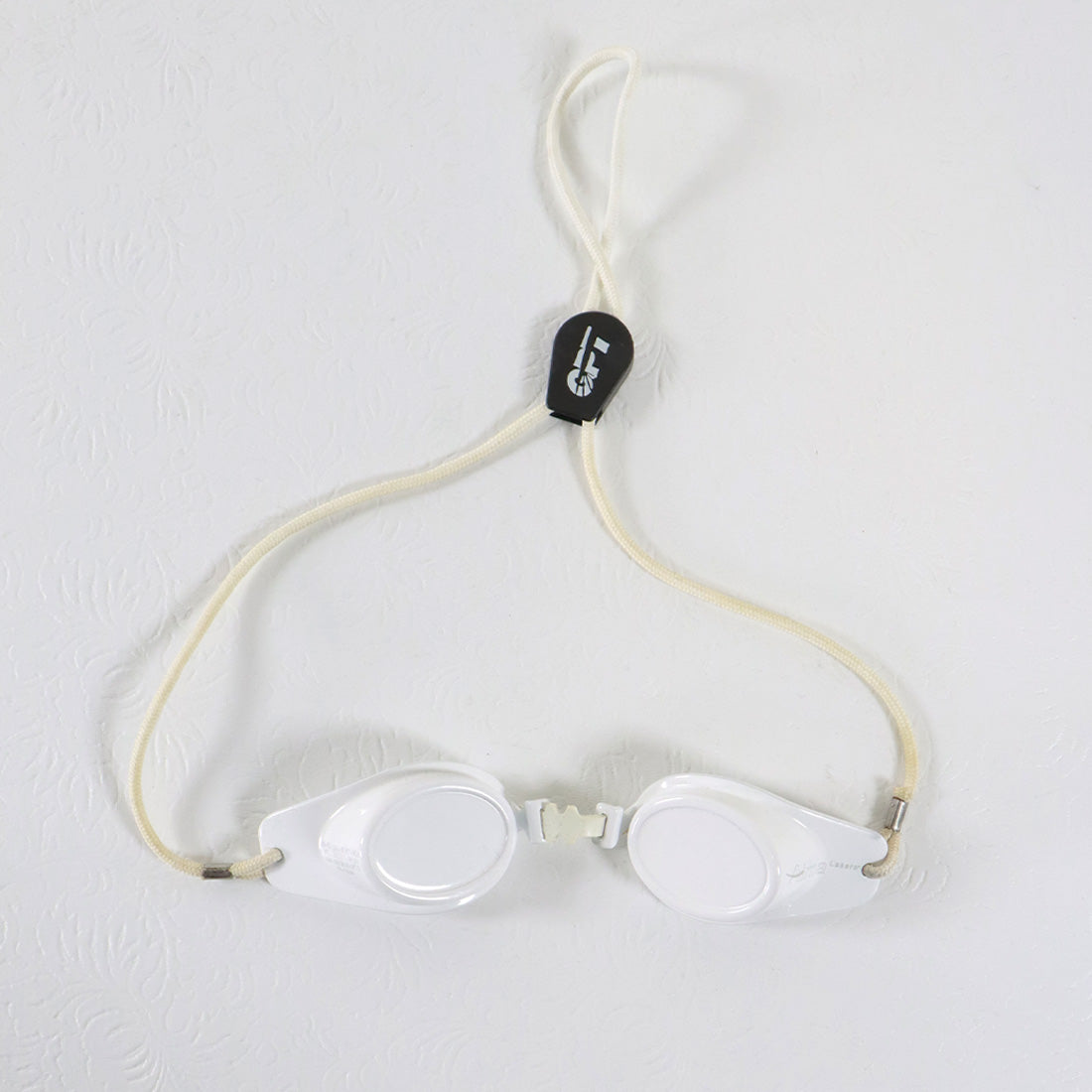 Alma Lasers Plastic Patient Eyeshield Protective Eyewear Shields Glasses w/ Case