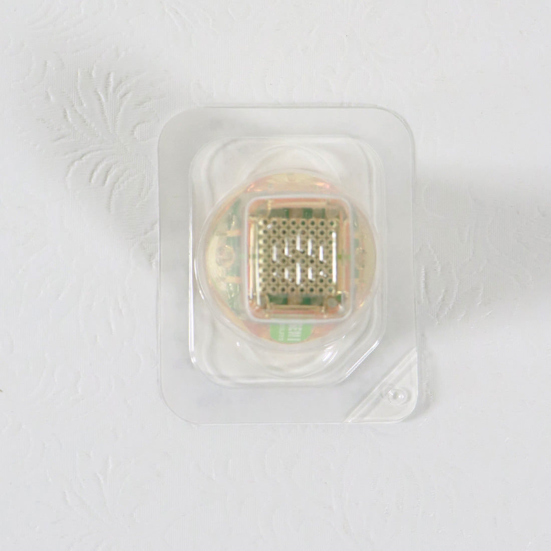 Cutera SecretRF Microneedle Tip 64-Pin Semi-Insulated MTR-AC-C-64 8pk 08/2025
