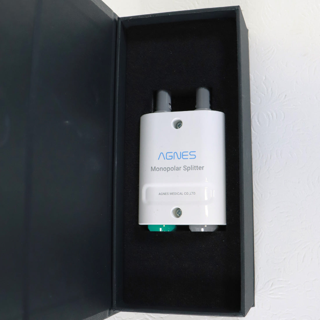 Agnes Medical RF Cannula Monopolar Splitter