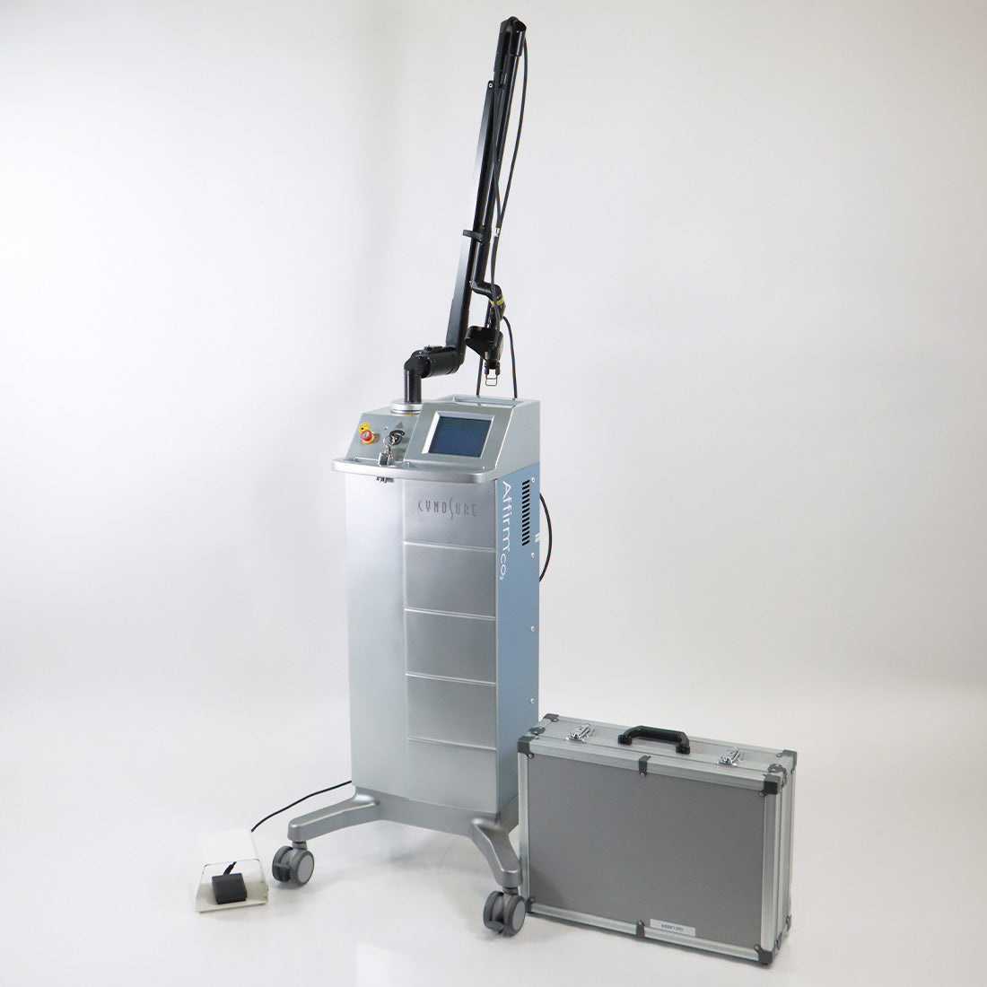 2009 Cynosure Affirm CO2 Smart Skin Laser Skin Rejuvenation Tightening M079AA1
