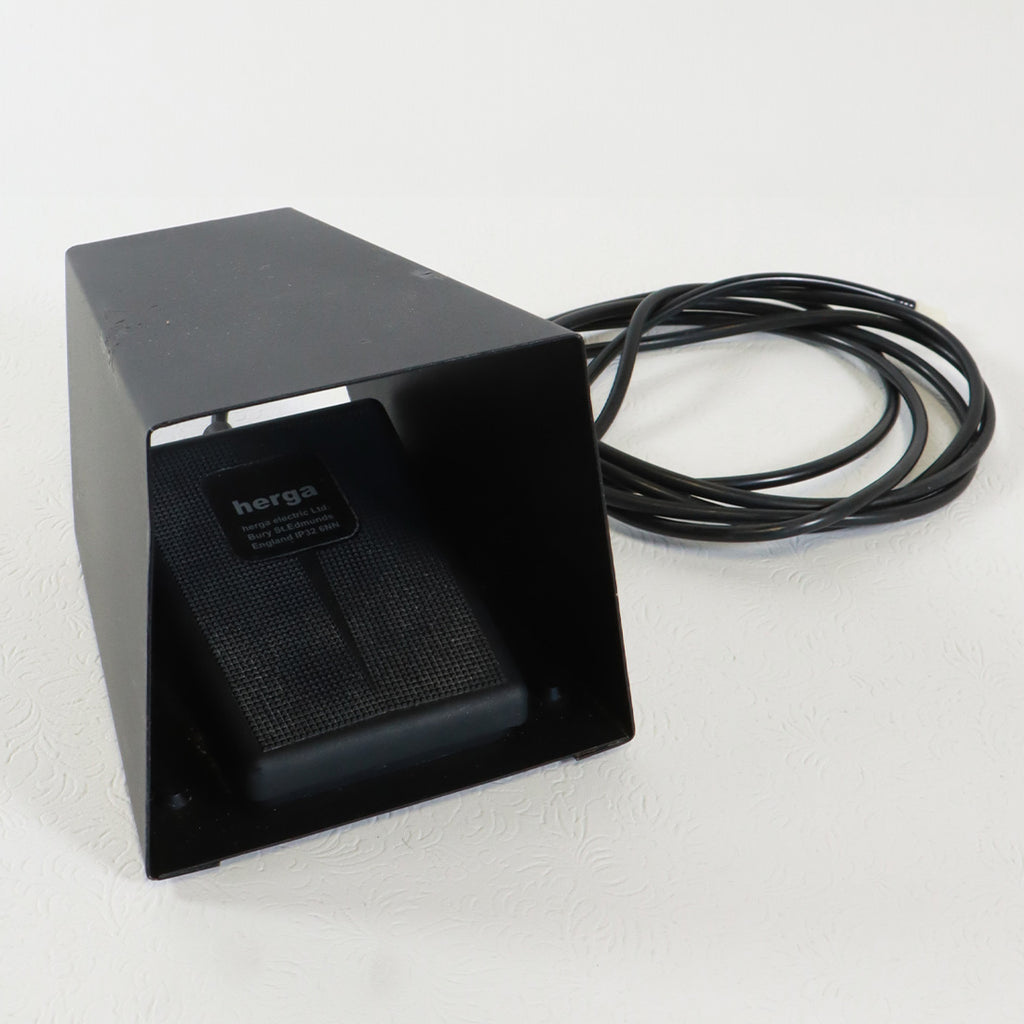 Cynosure Apogee Elite 105-0057-000 w/ Zimmer Cyro 6 Chiller Hair Removal Lesion
