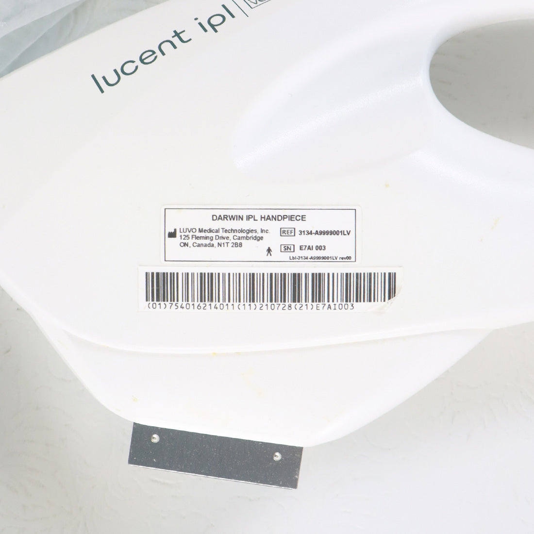 2021 LUVO Darwin IPL Diode RF Microneedling System