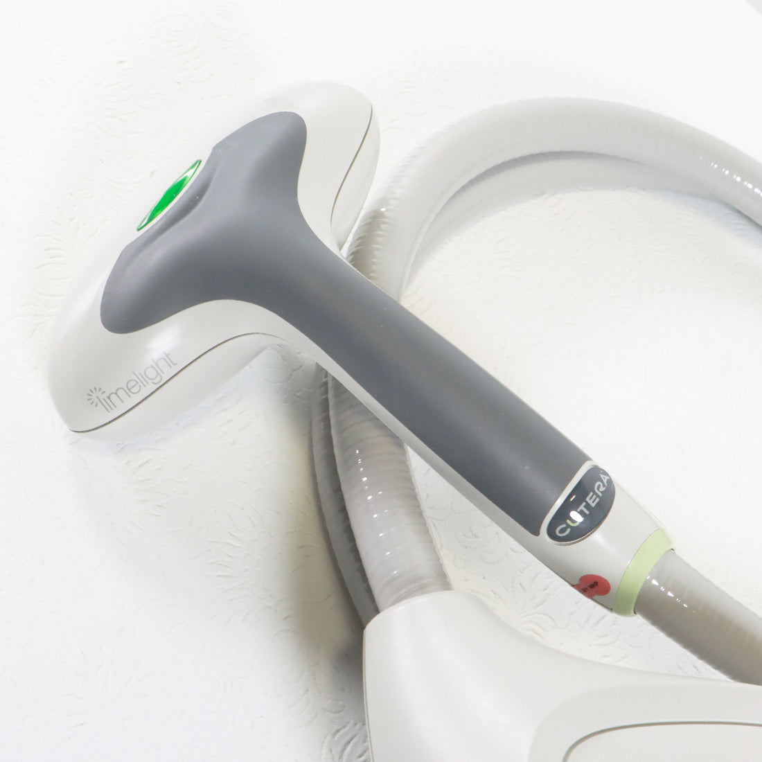 2007 Cutera Xeo Skin Resurfacing Nd: YAG Laser 1064nm Limelight US110XEO