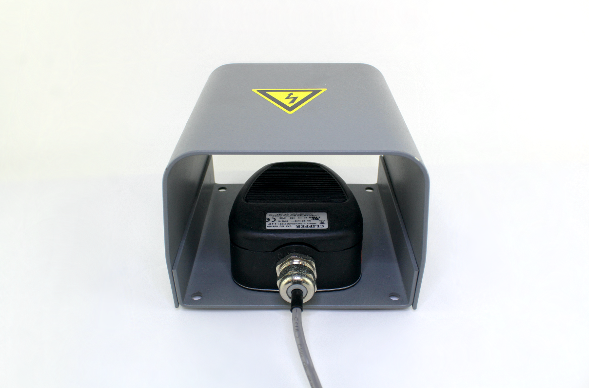 Linemaster Clipper Foot Pedal Quick Release Magnetic Connector Footswitch Pedal