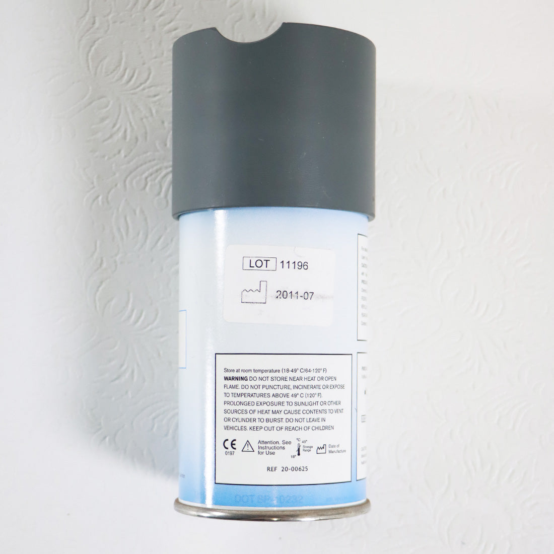 2011 Aesthera Isolaz Tip Cooling Spray 10oz Can 20-00625 w/ Cap Cover