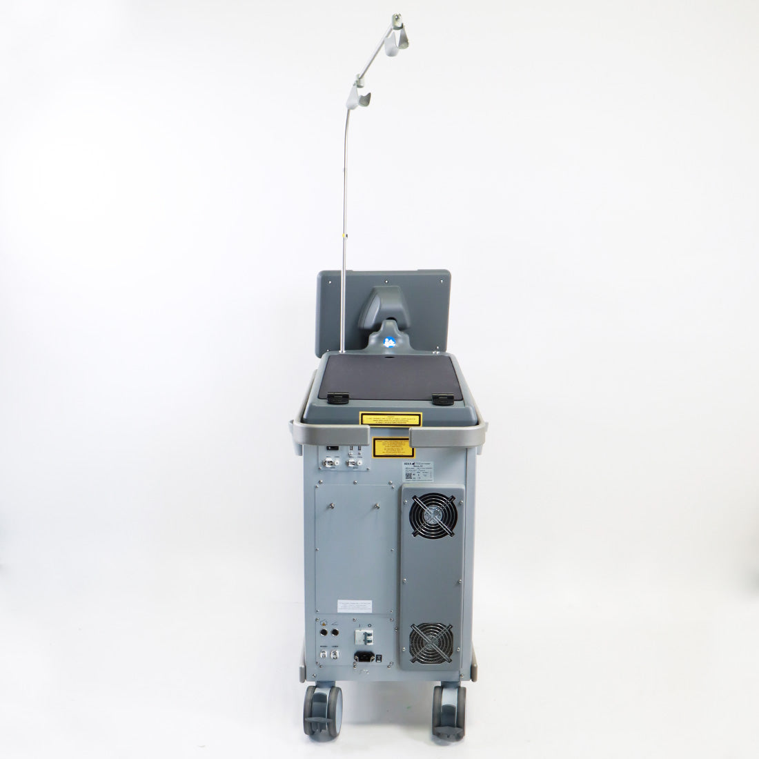 2022 DEKA Motus AZ Laser System Hair Removal Pigmented Lesions M130B1