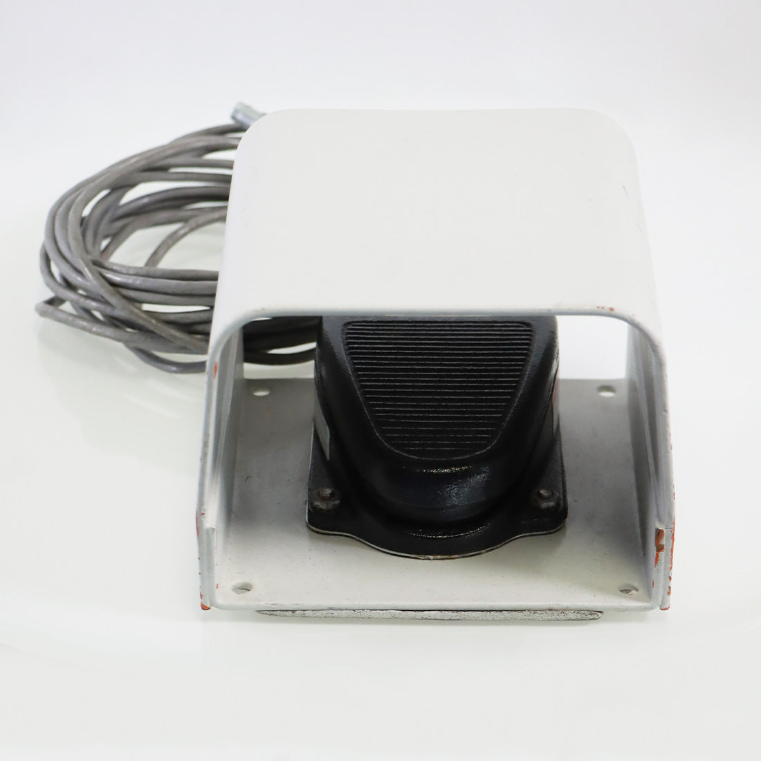 Laser FootSwitch Pedal Clipper 635-S Linemaster Enclosure 5 Pin Foot Switch 635S