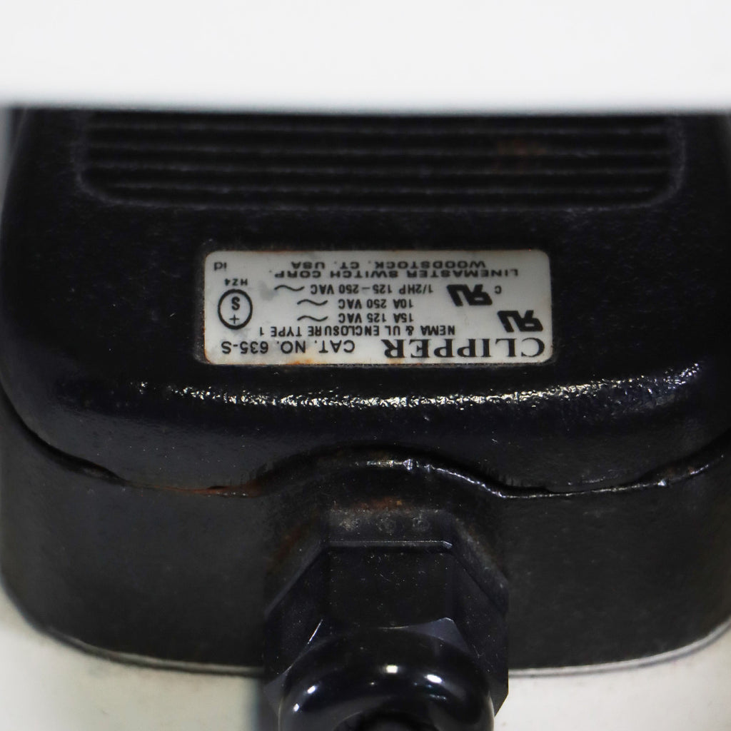Laser FootSwitch Pedal Clipper 635-S Linemaster Enclosure 5 Pin Foot Switch 635S
