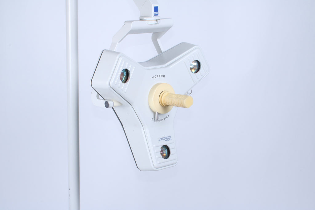 Burton Medical Outpatient II Exam Light With Rolling Stand 0102110 0224100