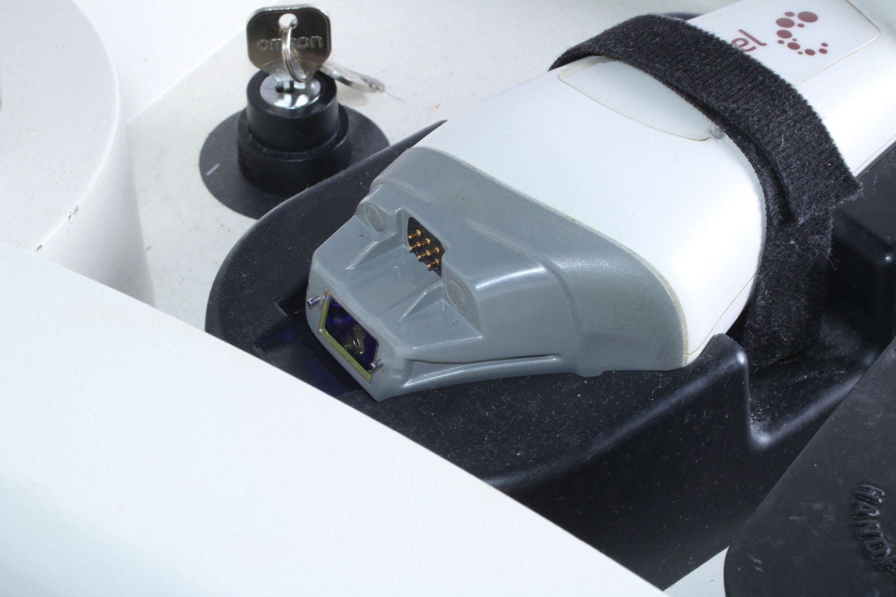 2008 Reliant Fraxel SR1500 Fractional SR 1550 nm Skin Resurfacing Laser w/ Cart