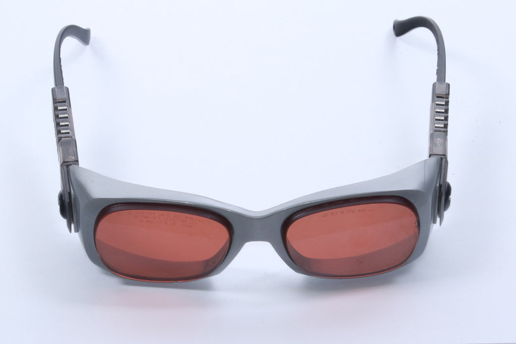 Pulsed Dye PDL Laser Operator Eyewear 573-597 585 595 nm Safety Glasses CHIPPED