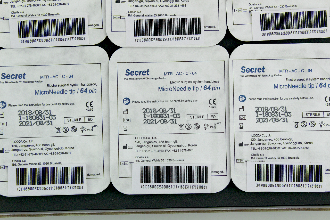 SecretRF Zarin 8x8 RF Microneedle Cartridge Secret RF MTR-AC-C-64 Zarin (Box/9)