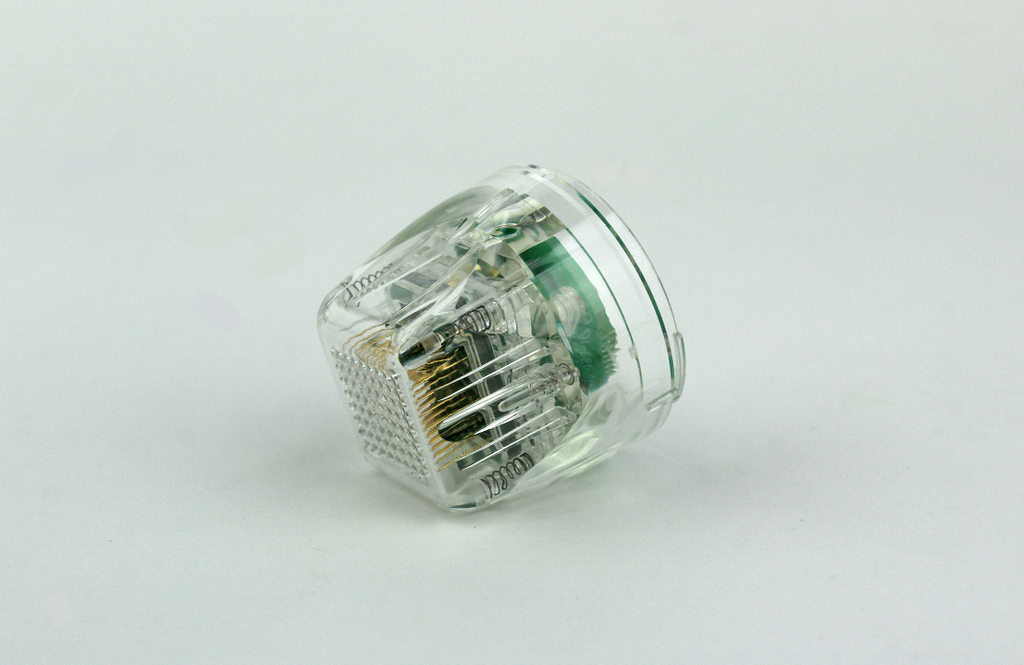 SecretRF Zarin 8x8 RF Microneedle Cartridge Secret RF MTR-AC-C-64 Zarin (Box/9)