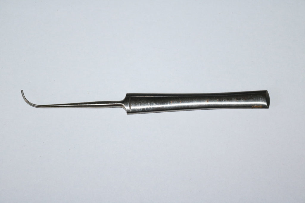 Tuscher Salzmann Oesch Style E 69 Phlebotomy Retractor Hook E69