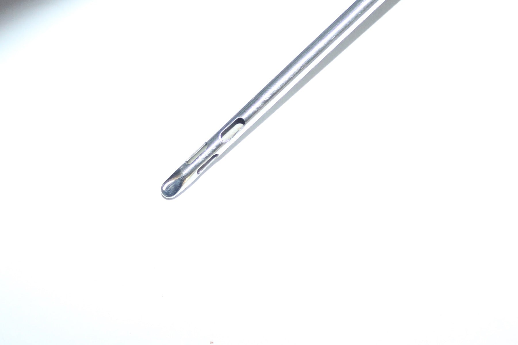 KMI #6 Curved Triport III Cannula 125mm Length Wedge Tip 1/4" Diameter 17G