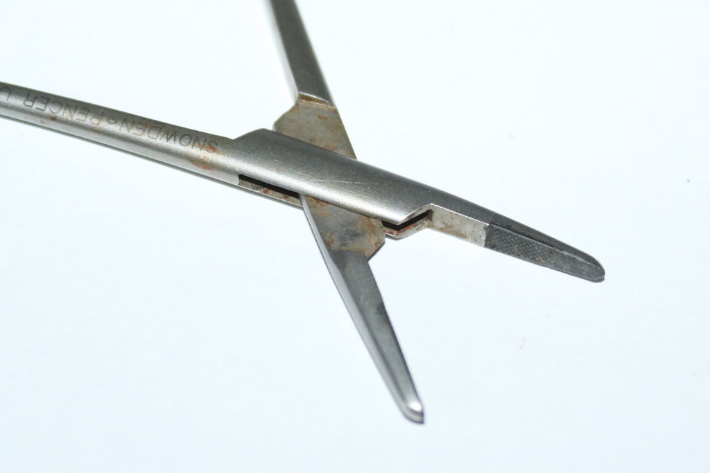 Snowden Pencer Diamond Jaw 0410 Carbide Needle Holder Hemostat Forceps