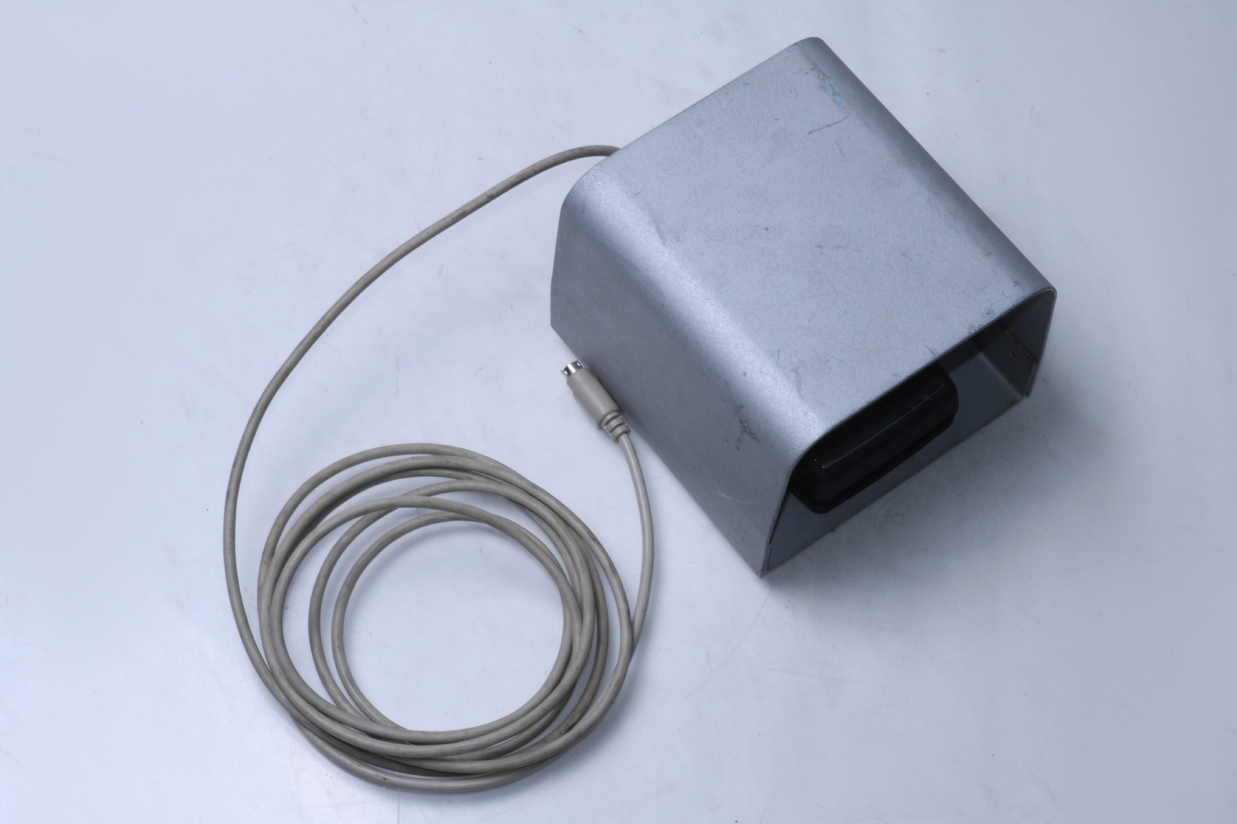 Cutera Xeo Laser IPL Foot Pedal Switch Older Version 6 Pin PS/2 Connector