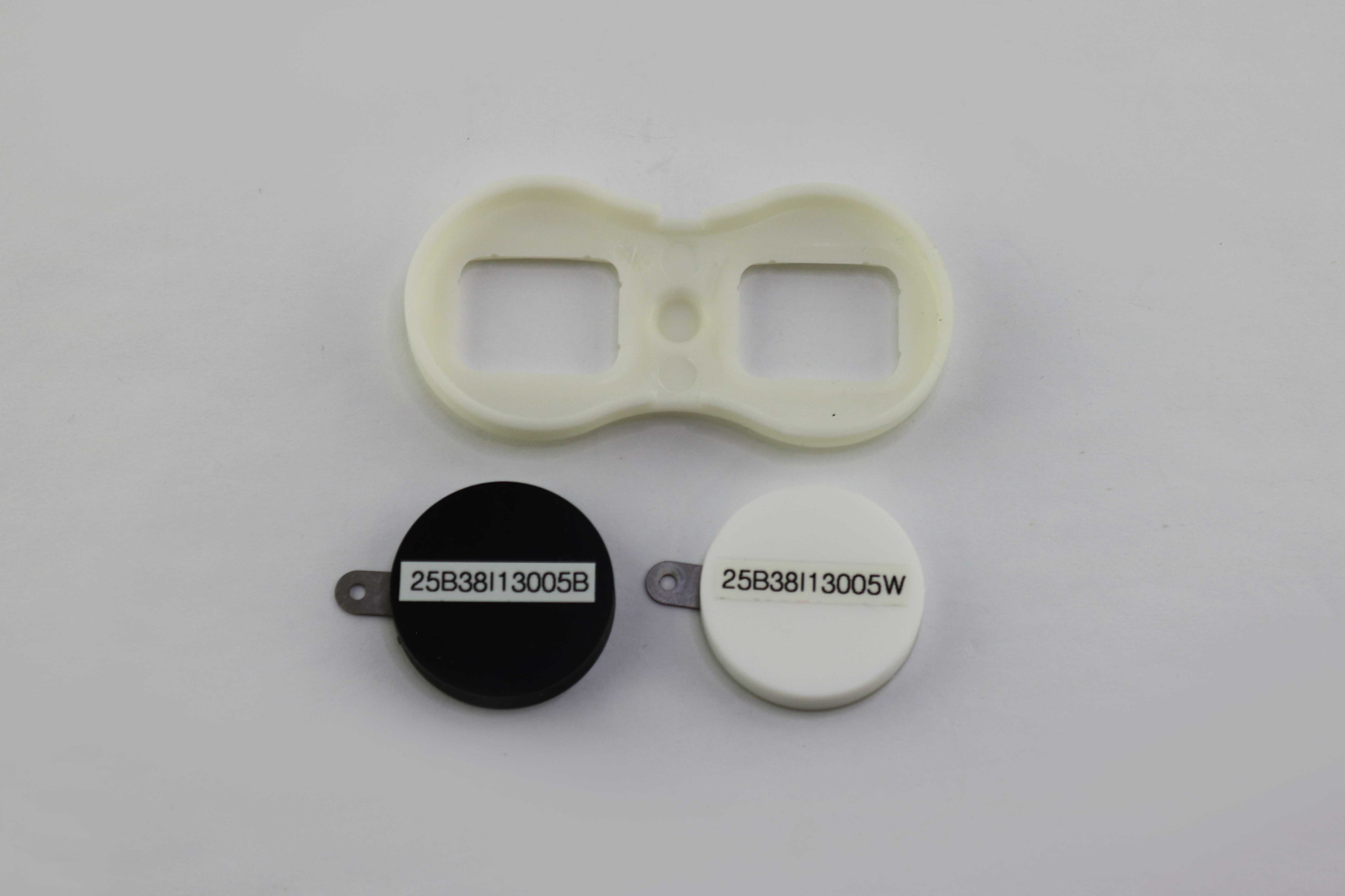 Cynosure Palomar Skintel Melanin Reader Black White Calibration Pucks Set