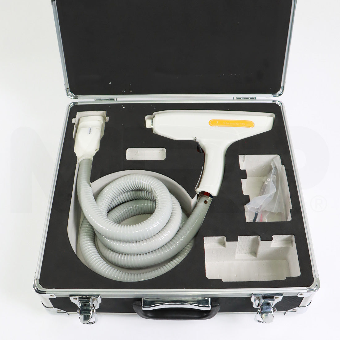 Ellman Sandstone Q-Switched Nd:YAG Handpiece and Case - Parts As-Is
