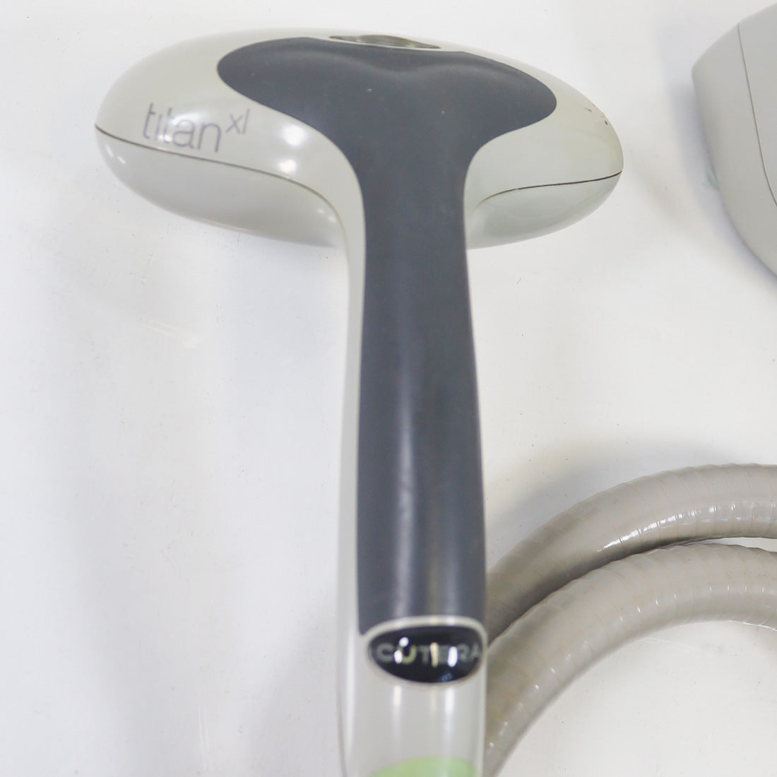 2005 Cutera Coolglide Xeo Laser Nd Yag 1064nm Skin Rejuvenation System US110XEO