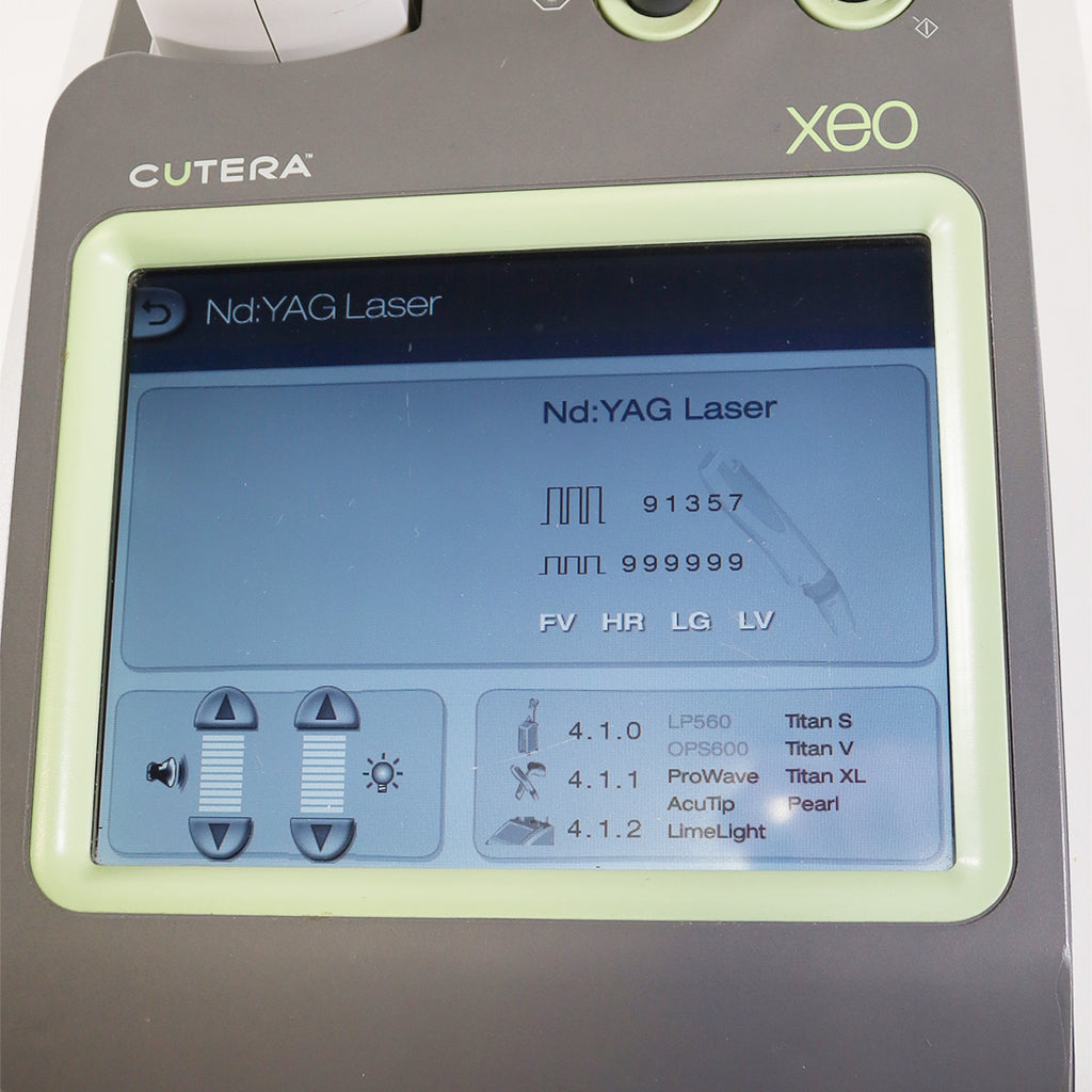2007 Cutera Xeo Skin Resurfacing Nd: YAG Laser 1064nm Laser System US110XEO