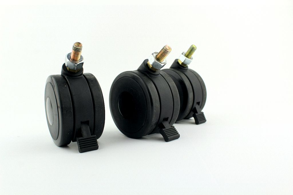 Cutera Xeo CoolGlide Laser CASTORS 3 LOCKING WHEELS - PARTS AS-IS
