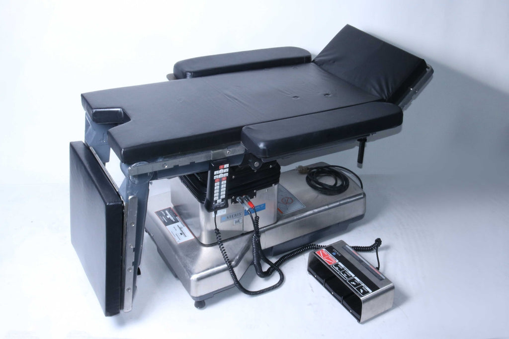 2003 Steris Amsco 3085 SP Hydraulic Surgical Table Foot & Hand Control Armboards