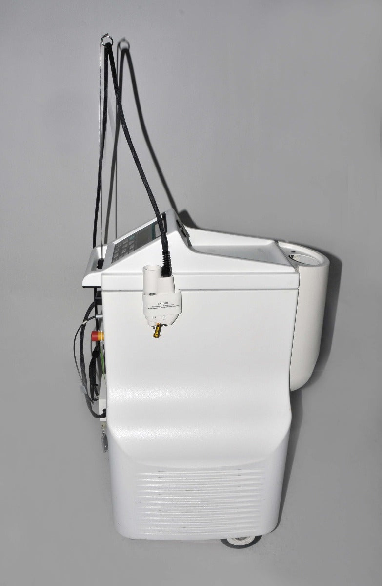 2001 NEWSTAR CoolTouch III Laser YAG 1320 nm Acne Wrinkle Skin Cool Touch CT3
