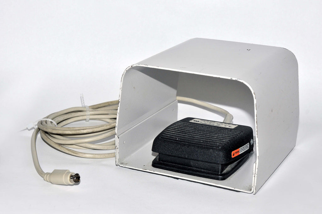 2002 Altus CoolGlide Excel US110EXCL Laser Hair Removal 1064 Nd YAG Cutera HR