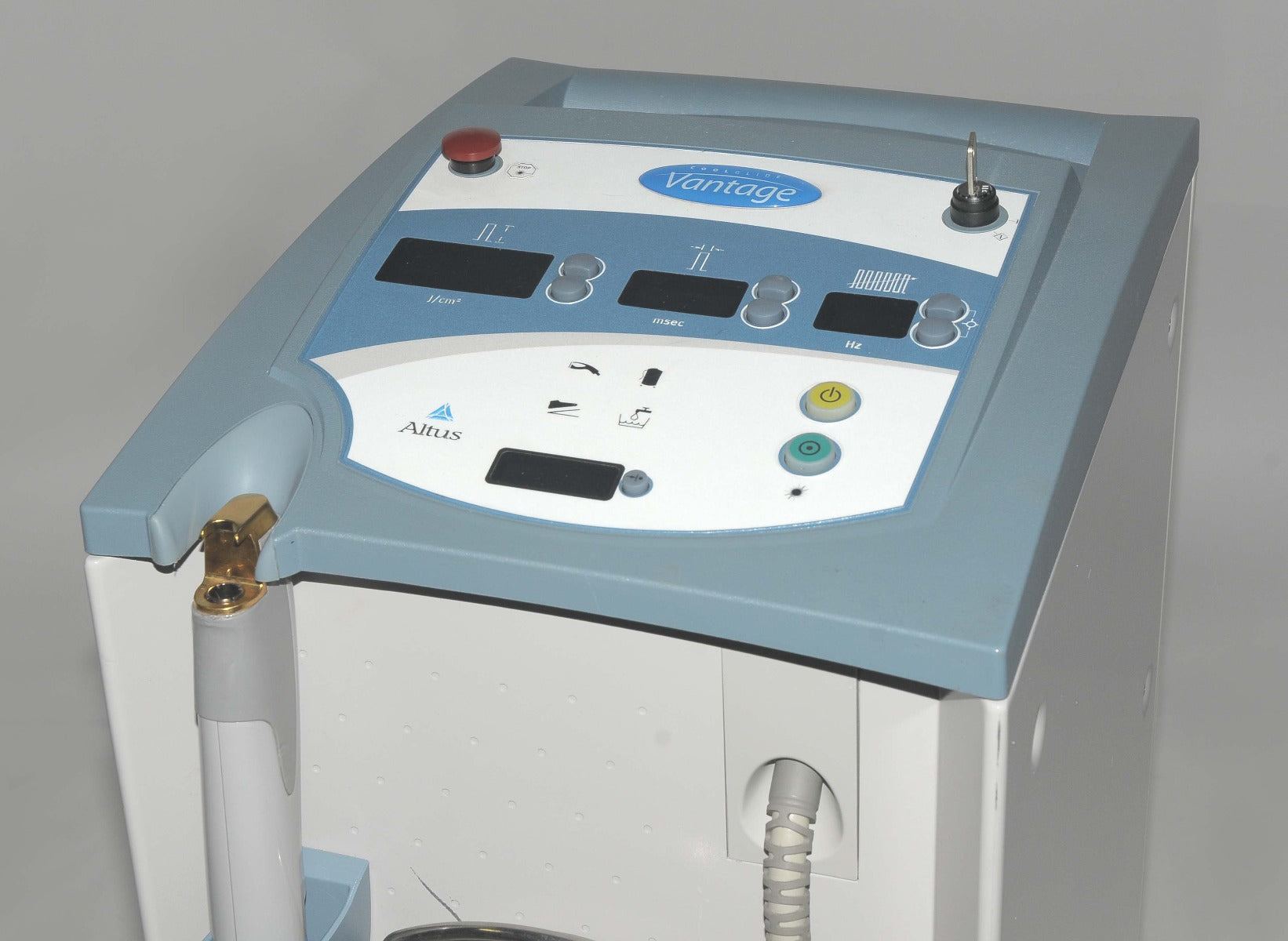2002 Altus VANTAGE 110 Cutera 1064 Nd YAG Hair Removal Laser 3-5-7-10 mm HP HR