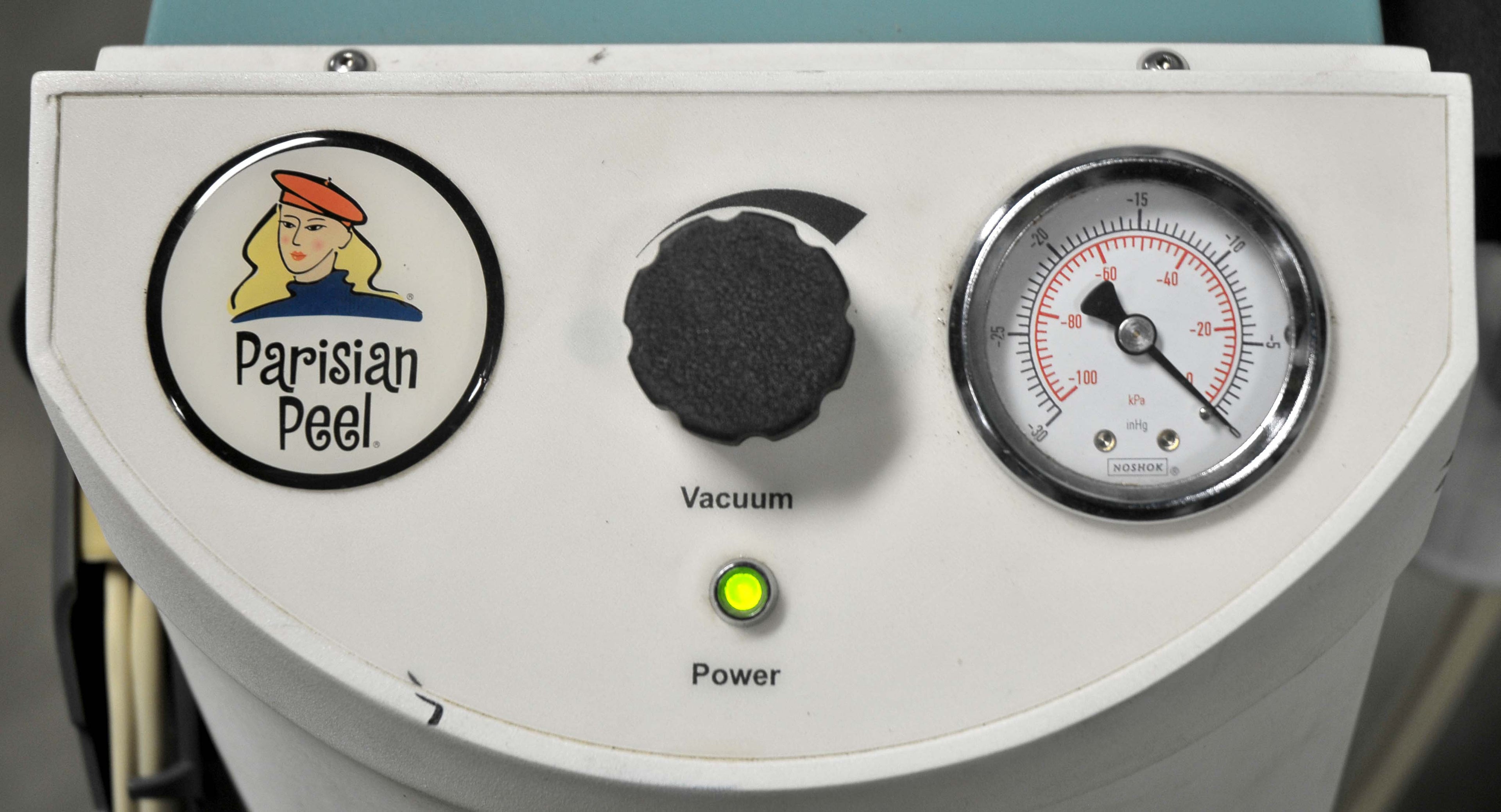 2004 Aesthetic Technologies DMX-1500 Esprit Parisian Peel Microdermabrasion
