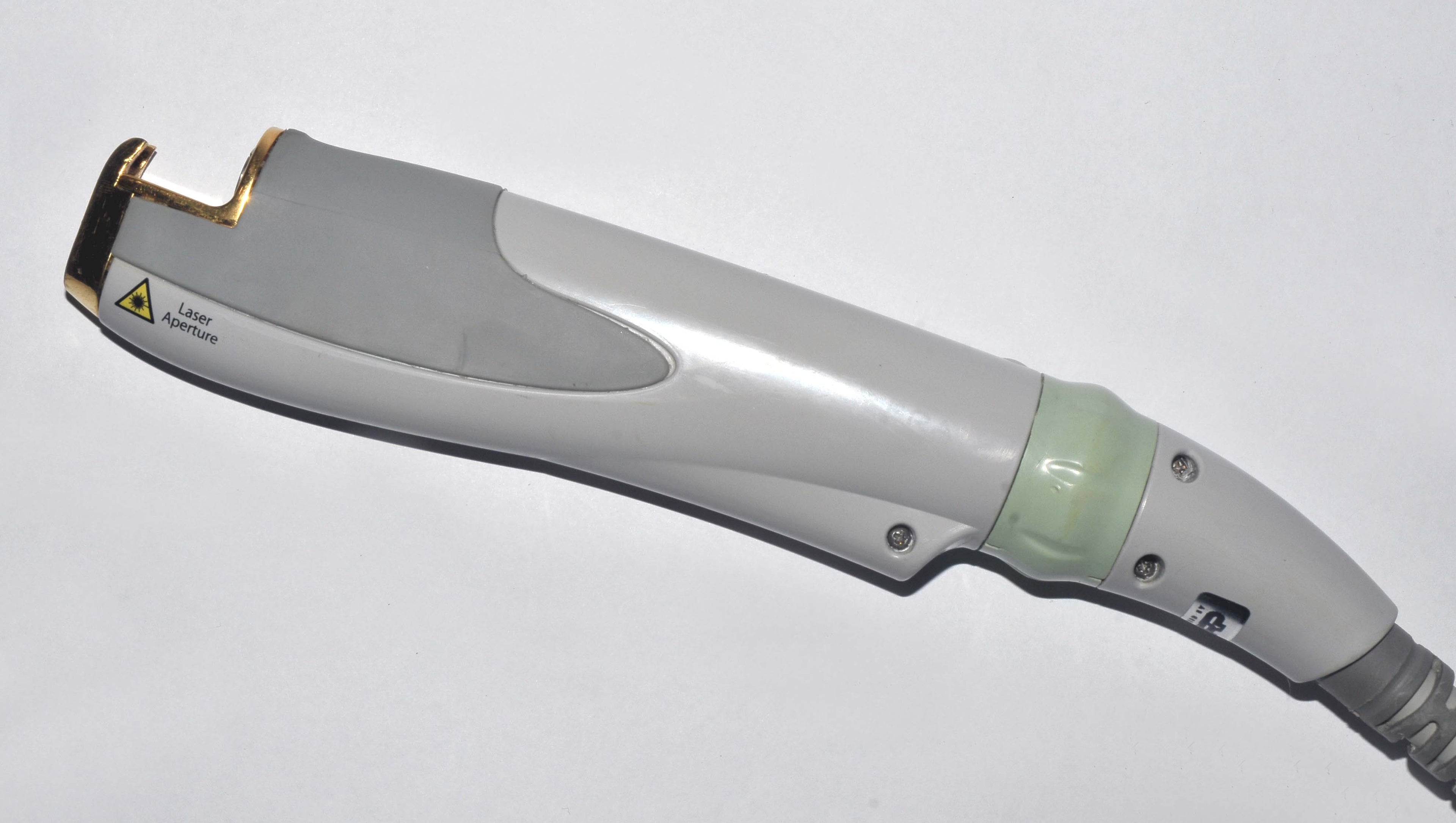 2004 Cutera VANTAGE 110 1064 Nd YAG Hair Removal Laser 3-5-7-10 mm Altus HR