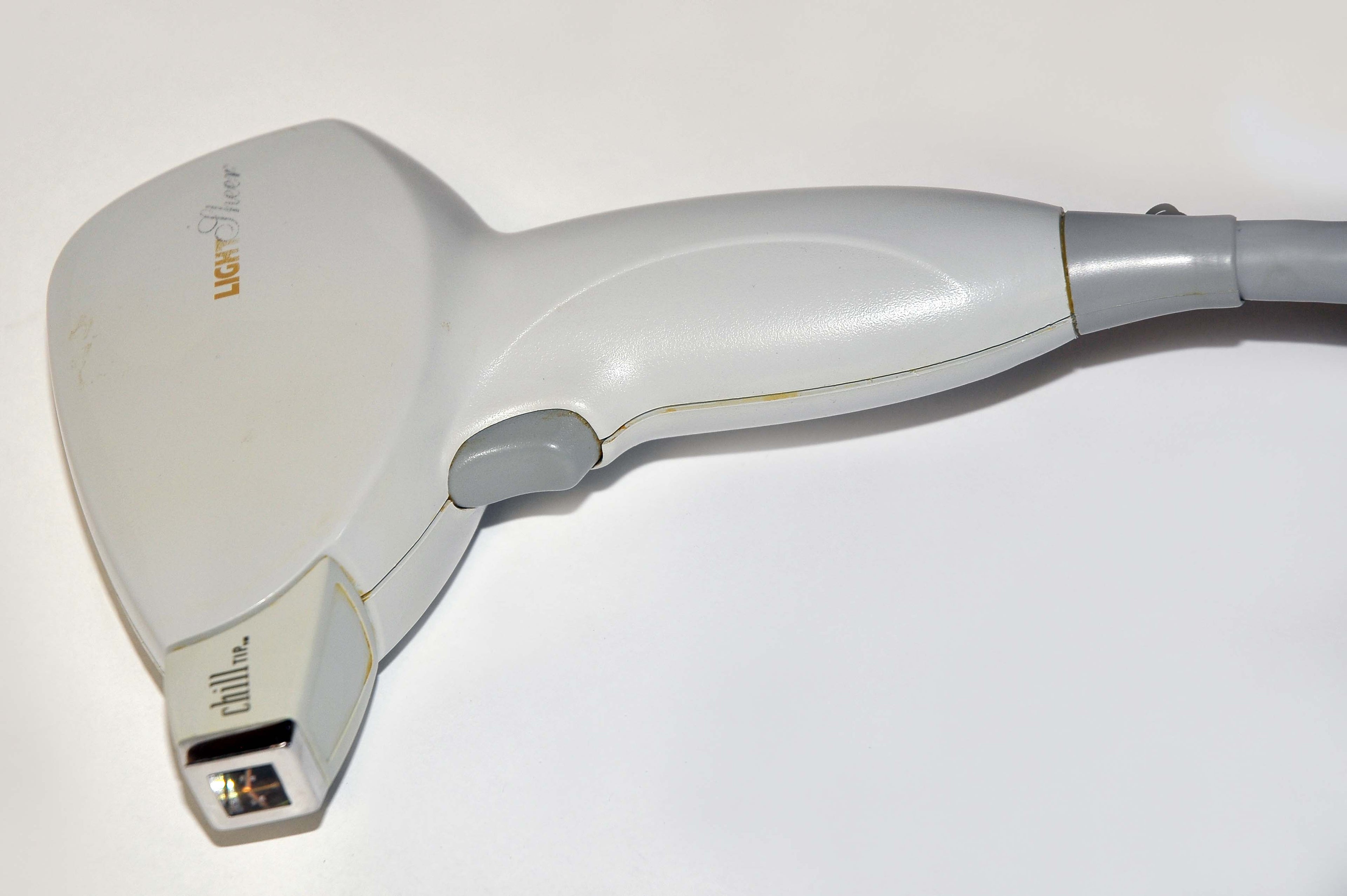 2005 Lumenis LightSheer XC 810 Diode Hair Removal Laser Light Sheer 12x12 400 ms