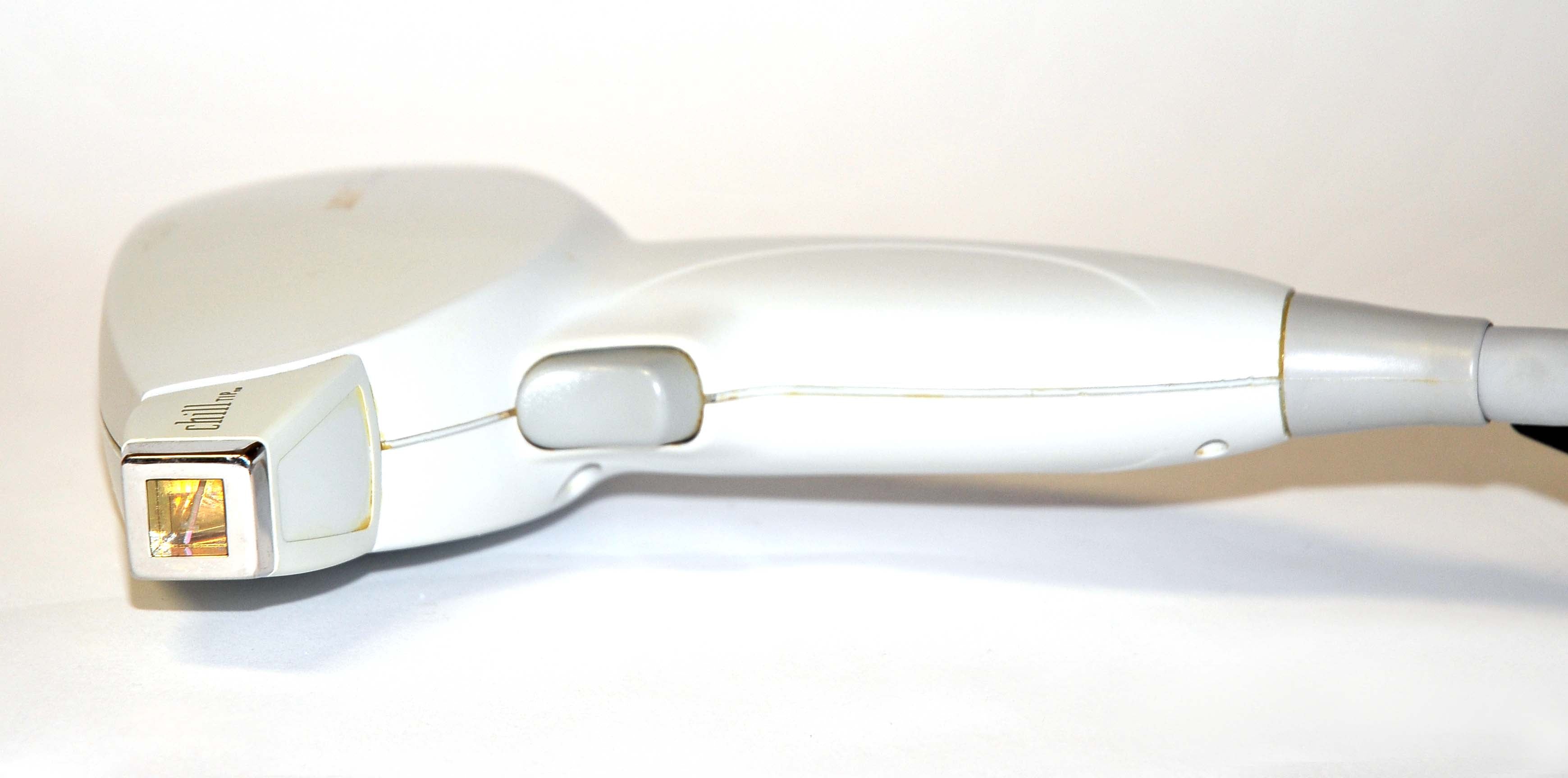 2005 Lumenis LightSheer XC 810 Diode Hair Removal Laser Light Sheer 12x12 400 ms