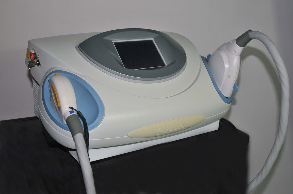 2007 Palomar Starlux 300 IPL Laser w/1540 LuxG LuxR Handpieces Lux G R