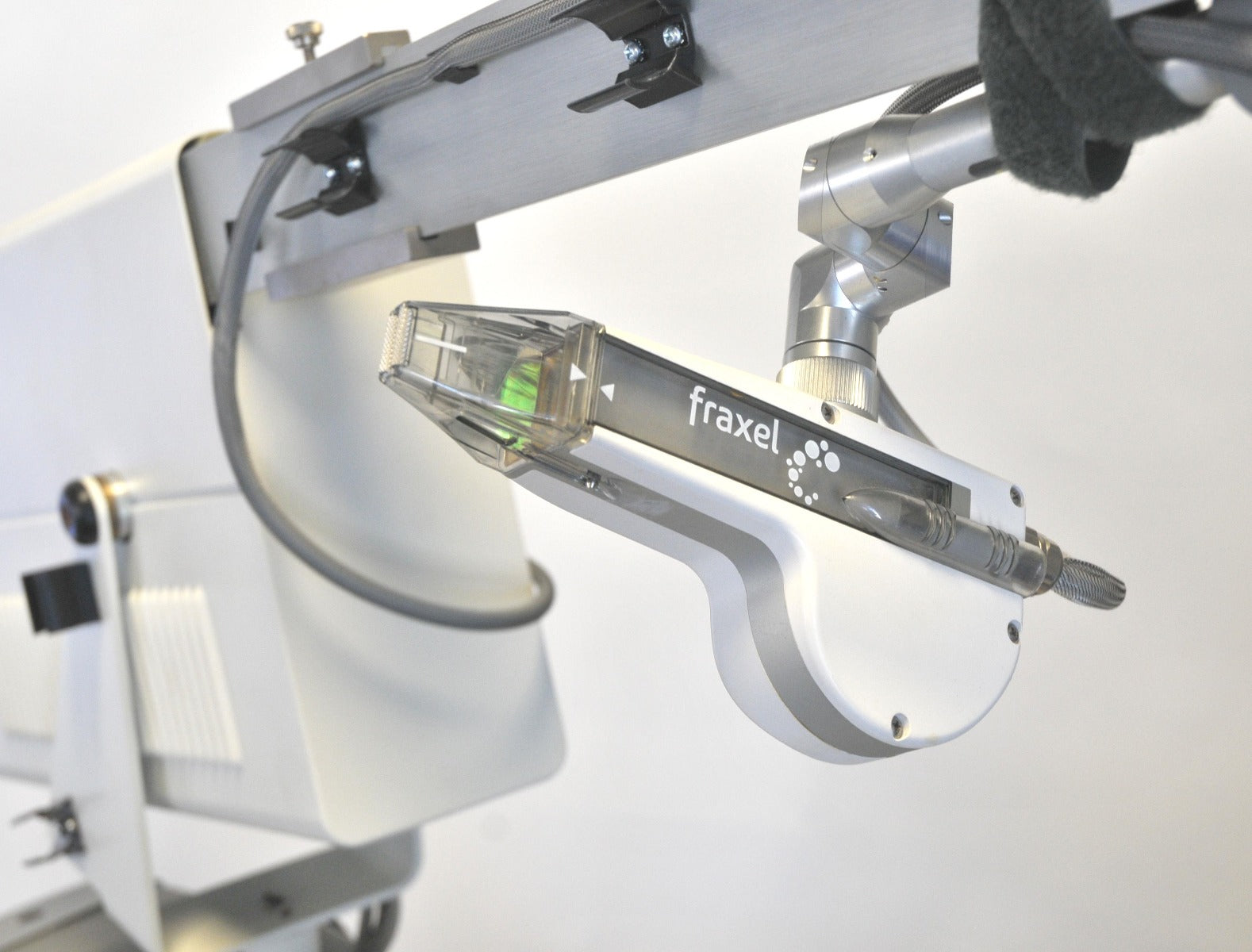 2008 Reliant Fraxel RePair Fractional Laser CO2 Ablative Skin Resurface Re Pair
