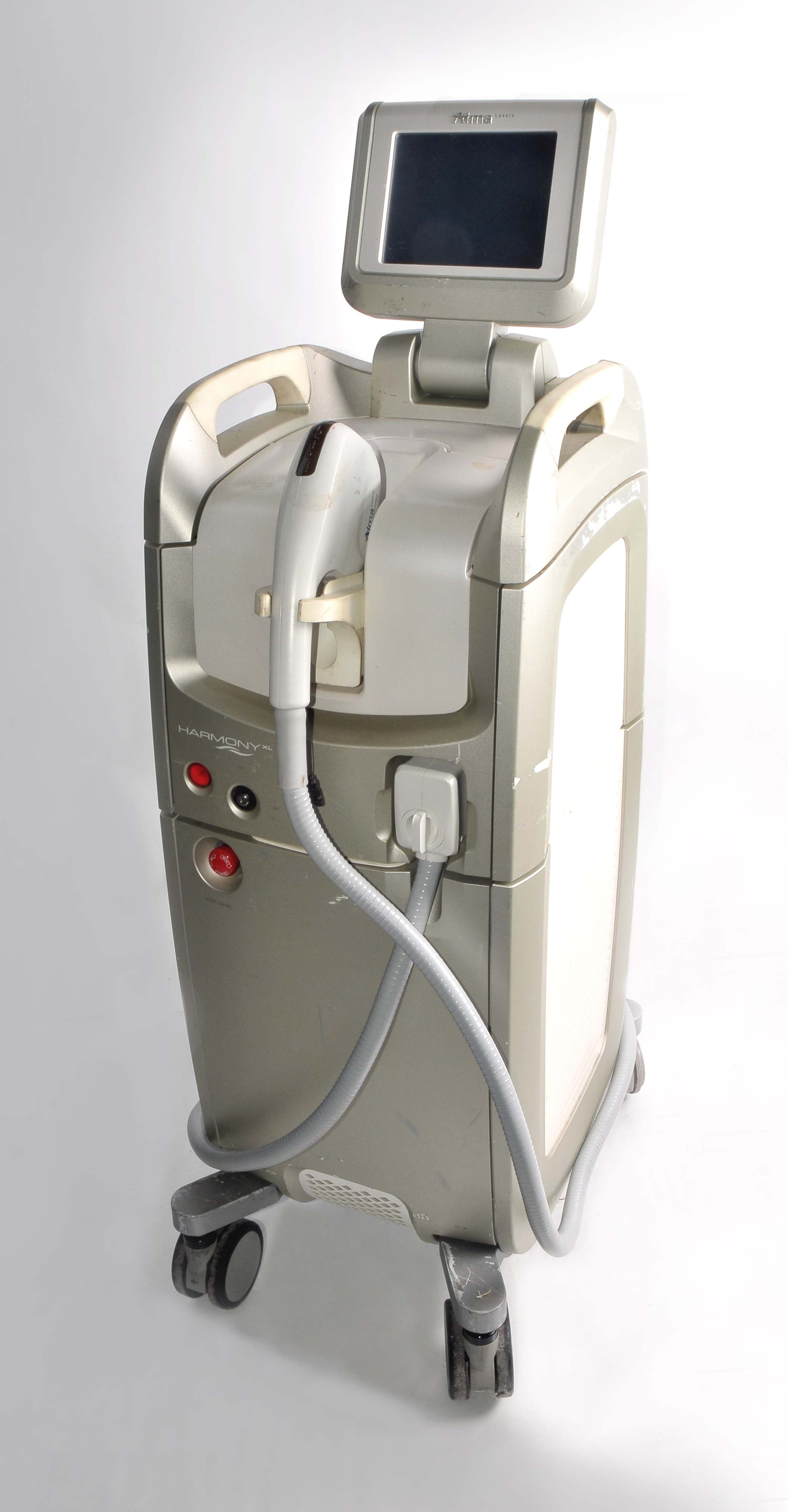 2009 Alma Harmony XL IPL Cosmetic Laser w SHR Hair Removal Handpiece HR