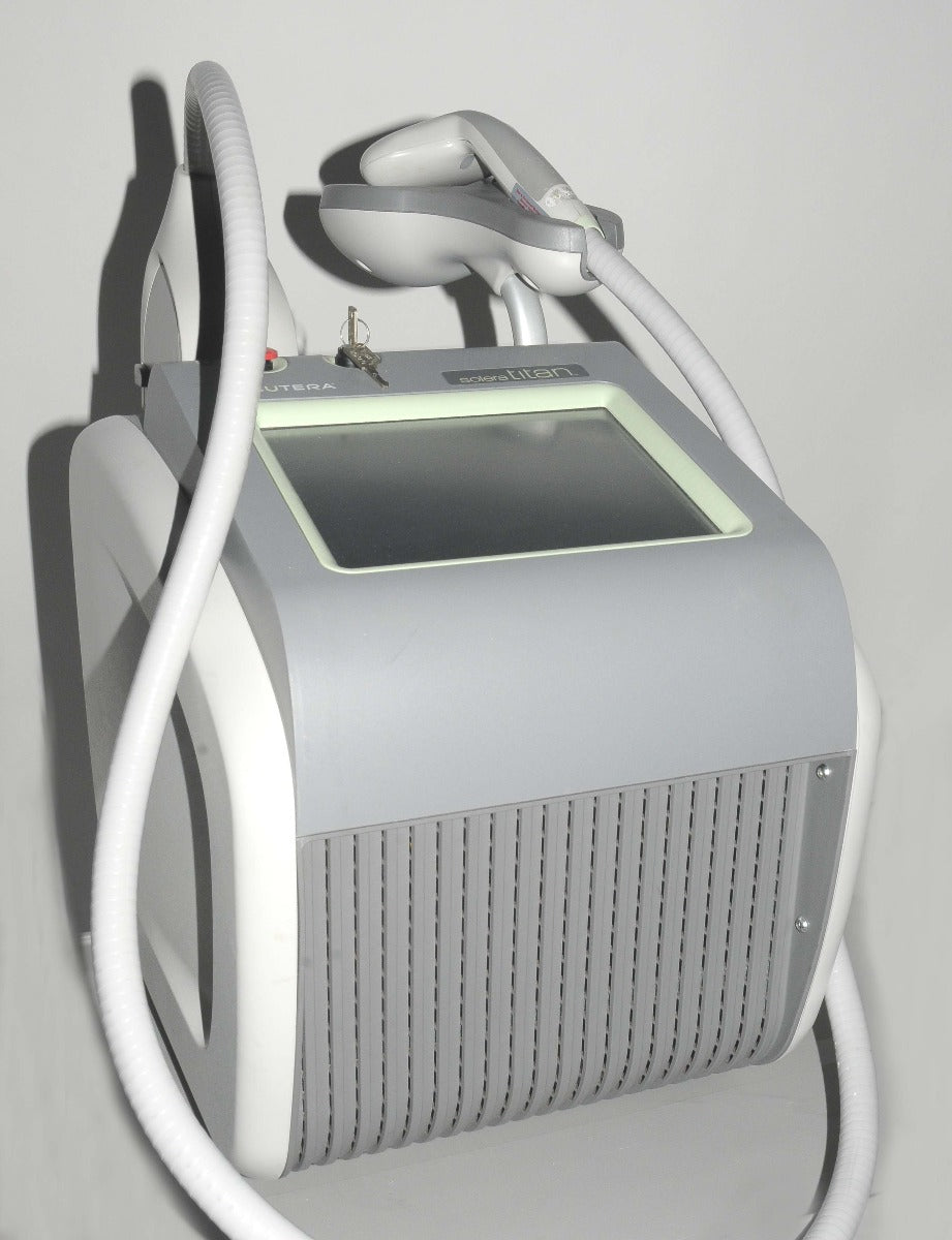 2009 Cutera Solera Titan Radio Frequency RF Laser Skin Tightening Wrinkles Acne