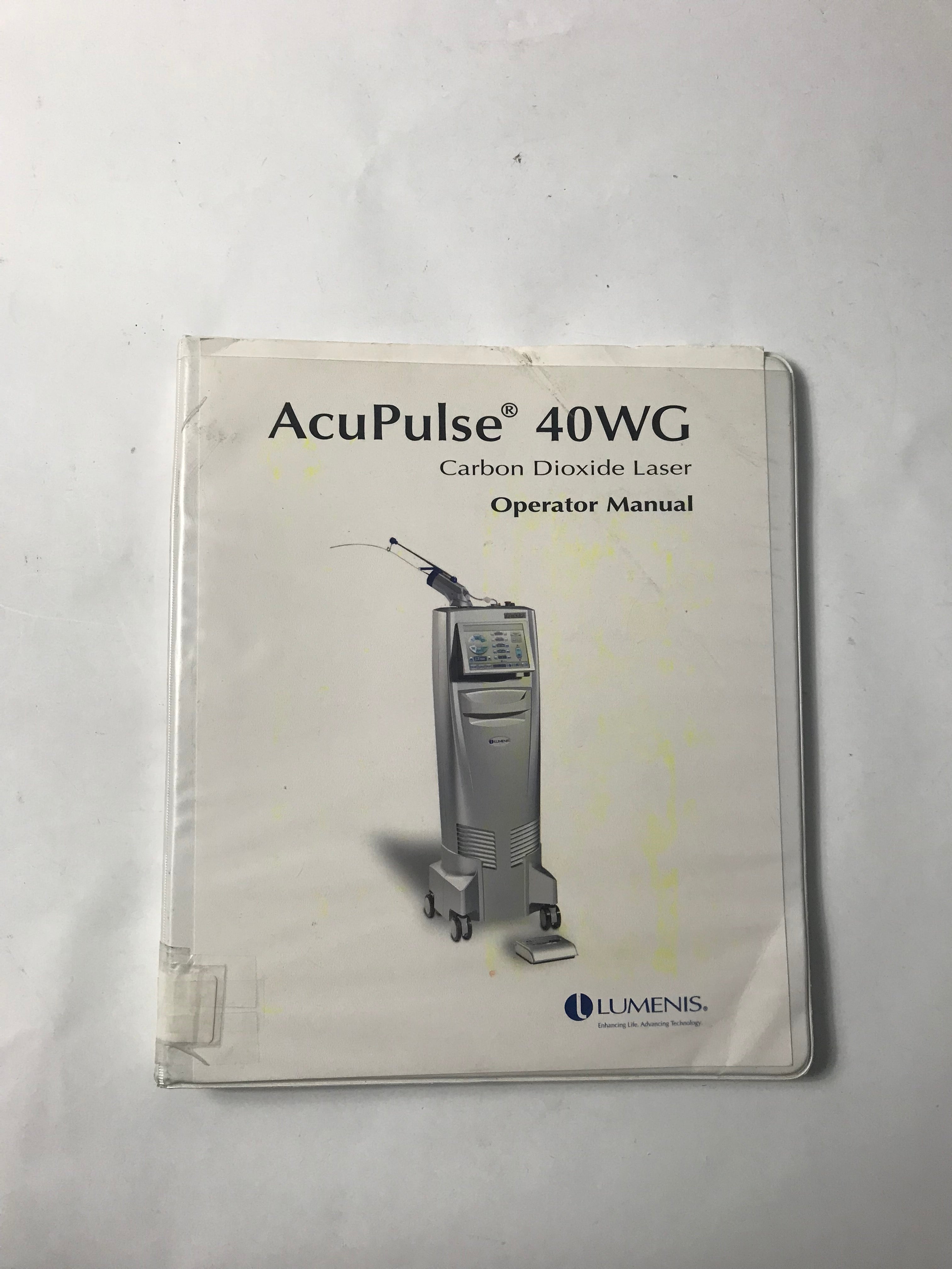 2011 Lumenis AcuPulse 40WG CO2 Laser Operators Manual REV C UM-1058430 USED