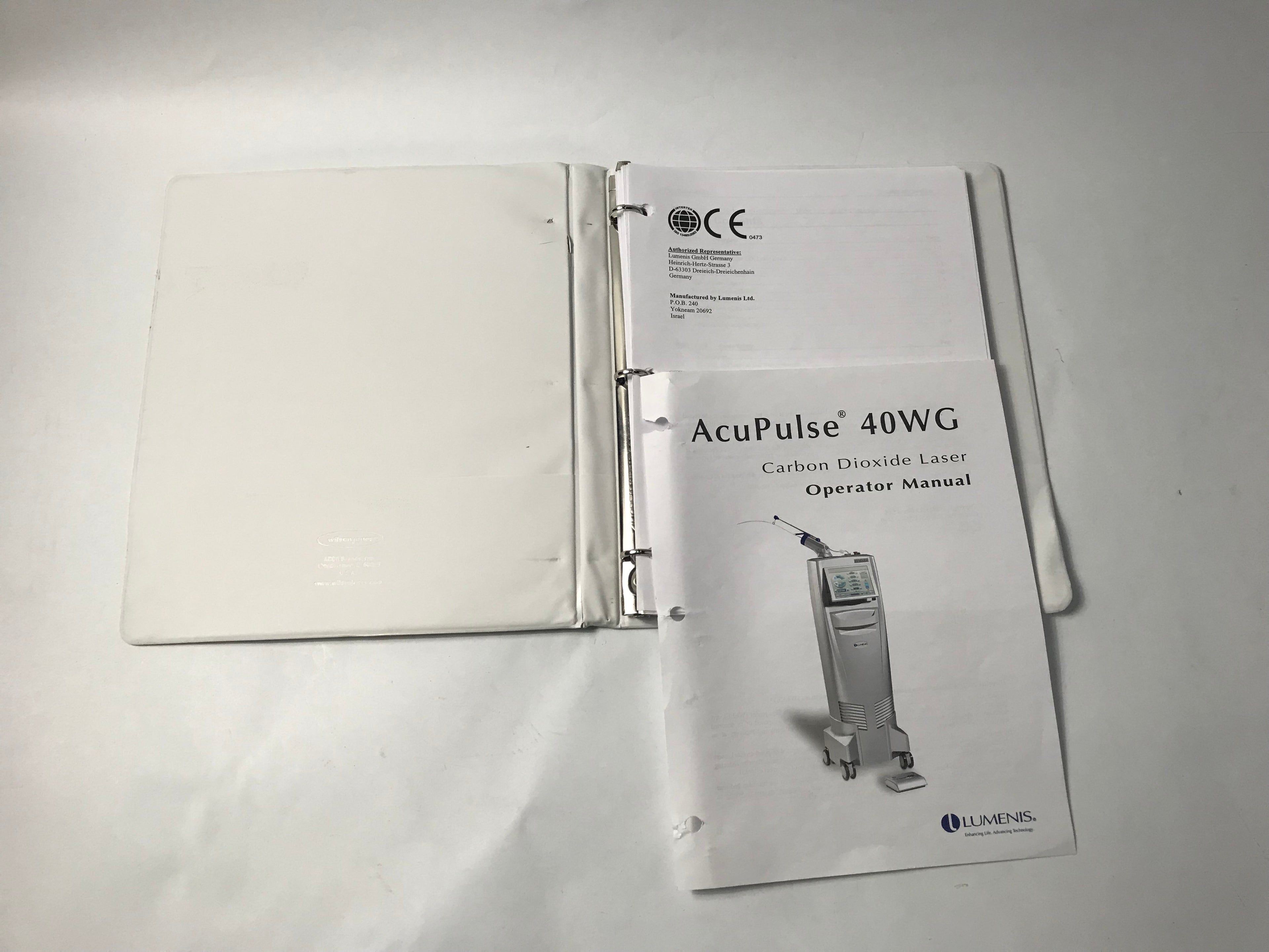 2011 Lumenis AcuPulse 40WG CO2 Laser Operators Manual REV C UM-1058430 USED