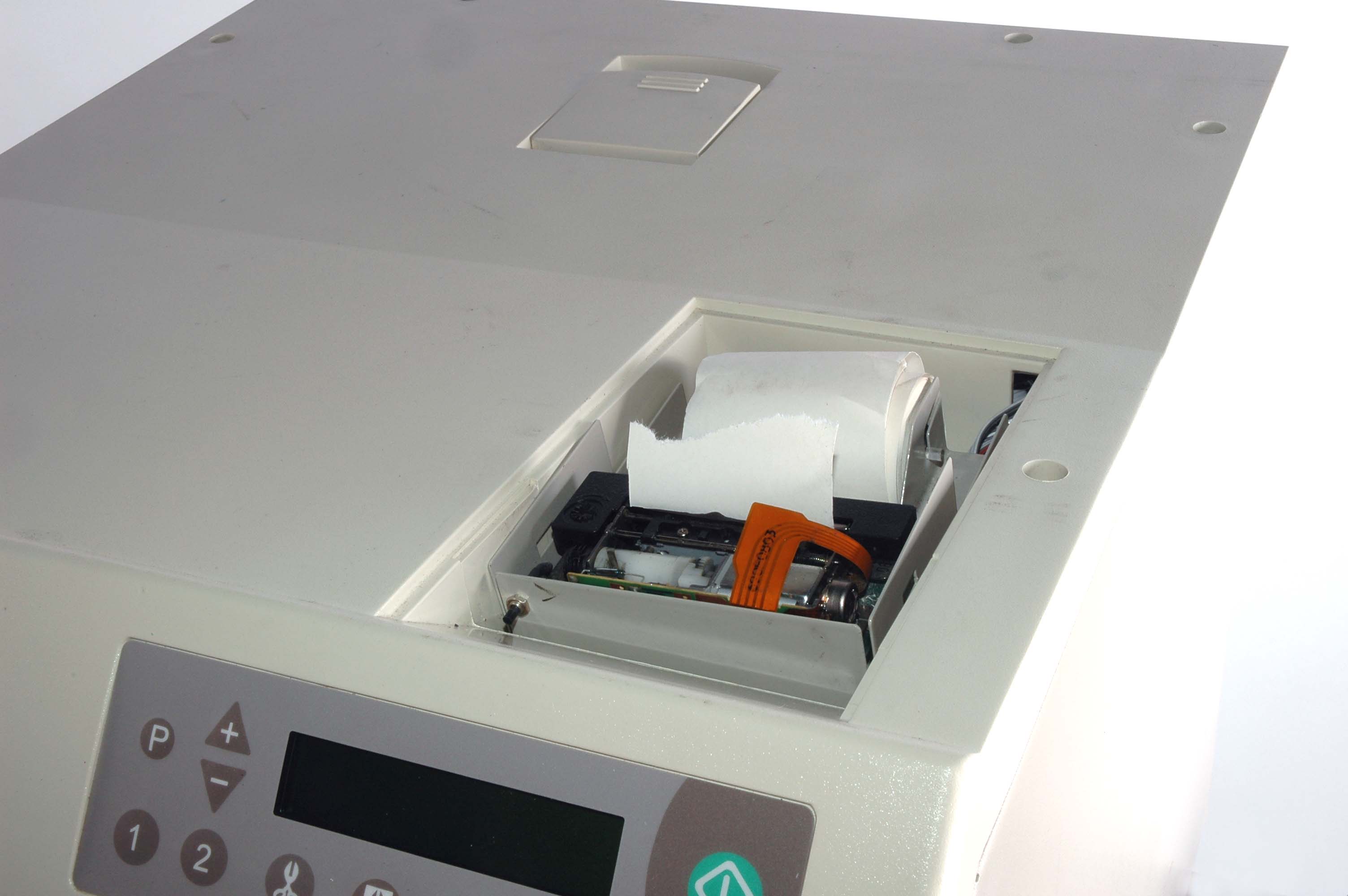 2011 MIDMARK Ritter M11-022 Automatic Autoclave Steam Sterilizer Chamber Dental